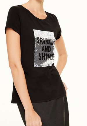 T-shirt z nadrukiem