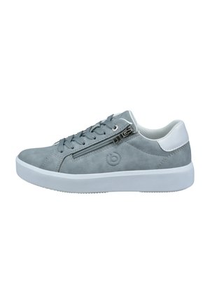 Helle graue Wildledersneaker mit weißer Sohle und Ferse, Schnürung an der Vorderseite und funktionalem Reißverschluss an der Seite vor neutralem weißen Hintergrund.