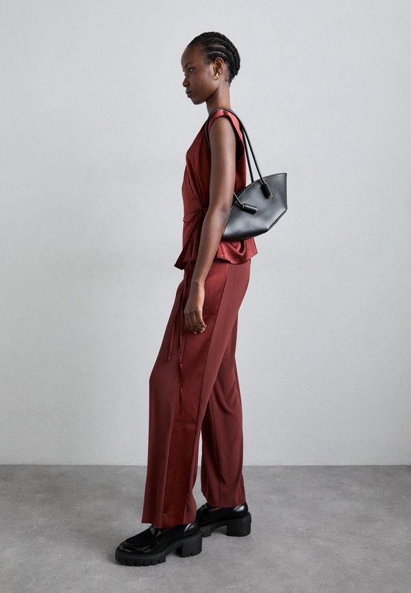 5050 SOHO LOAFER - Platform heels2