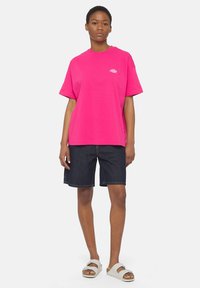 Dickies SUMMERDALE TEE - Basic póló - raspberry sorbet