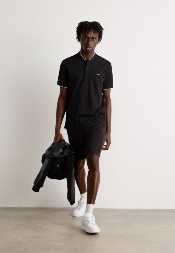 STAND COLLAR - Basic T-shirt2