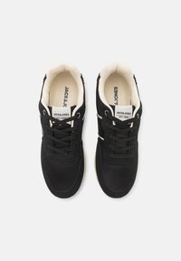 Jack & Jones JFWSPIRIT RUNNER - Sportcipő - anthracite