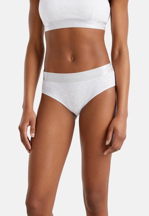 Sous-vêtements en coton gris clair avec une texture lisse et une ceinture avec logo. Caractérisés par une coupe taille basse et un design simple et minimaliste.