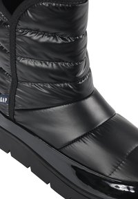 GAP Botas para la nieve - black