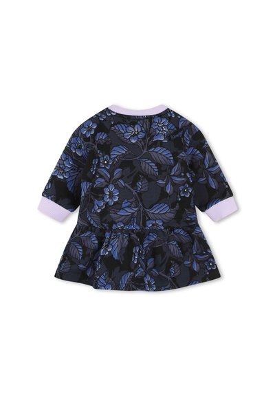 Robe à motifs floraux dans des tons marine et violet, avec des manches courtes et un design peplum, dotée d'un col et de poignets en lilas côtelé.