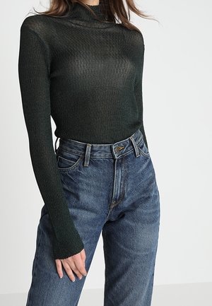 Sweter