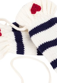 Gestrickte Handschuhe in Creme mit dunkelblauen Streifen und roten Herzakzenten. Sie verfügen über elastische Bündchen und einen angebundenen Knoten für sicheren Tragekomfort.