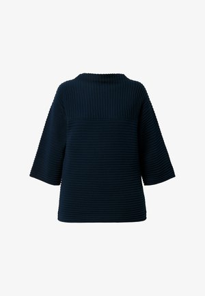 Marineblauer, gerippter Pullover mit weiten Dreiviertelärmeln und einem Bootsausschnitt, Vorderseite und Texturdetails sichtbar.