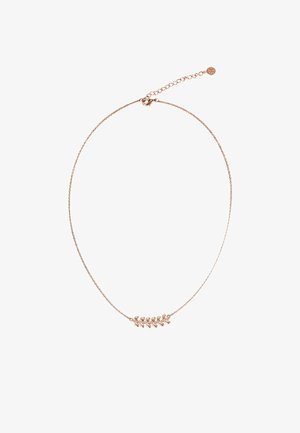 Collier en or rose avec une chaîne délicate et un pendentif en forme de feuille comportant plusieurs petits éléments lisses et allongés. Longueur ajustable.