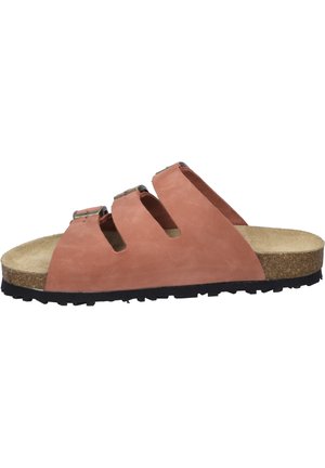 Åben tå sandal i blød lyserød ruskind med tre justerbare stropper, korksål, tekstureret sort gummisål og minimalistic design.