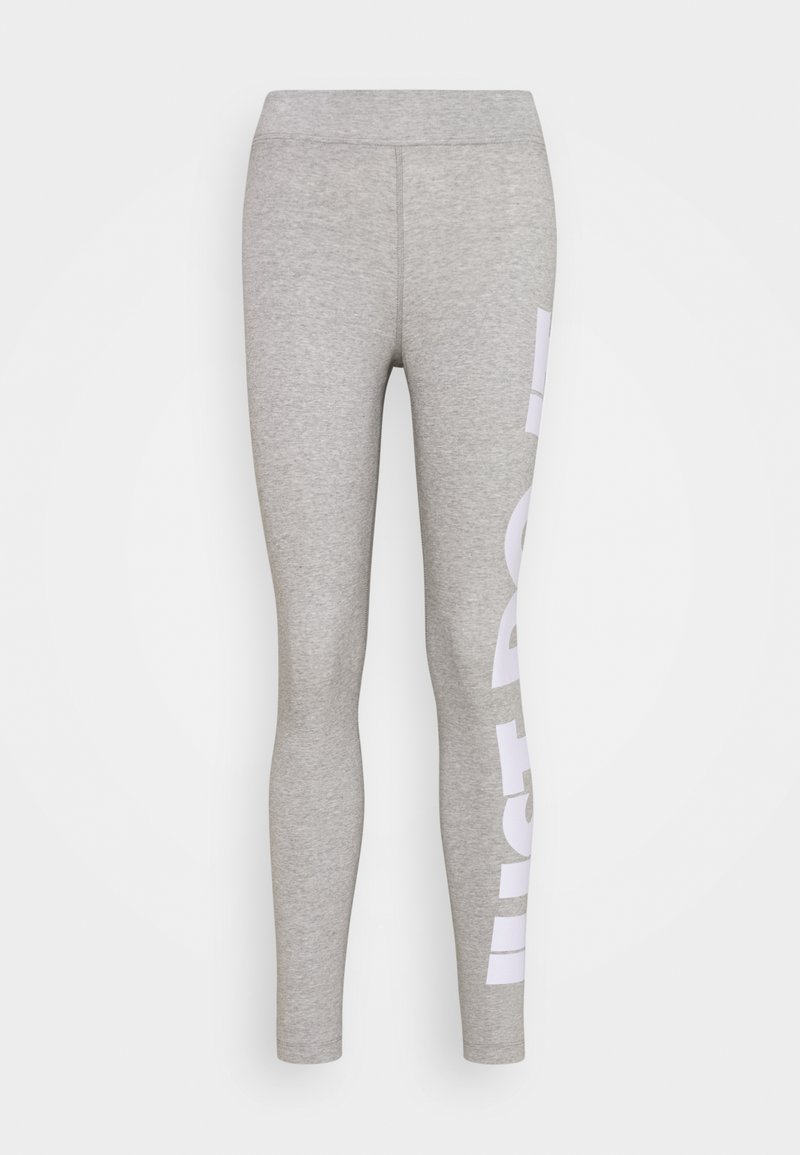 Leggings grises de mezcla de algodón, con una cintura alta y un texto en blanco audaz a lo largo del lado izquierdo. Textura suave con un diseño ajustado.