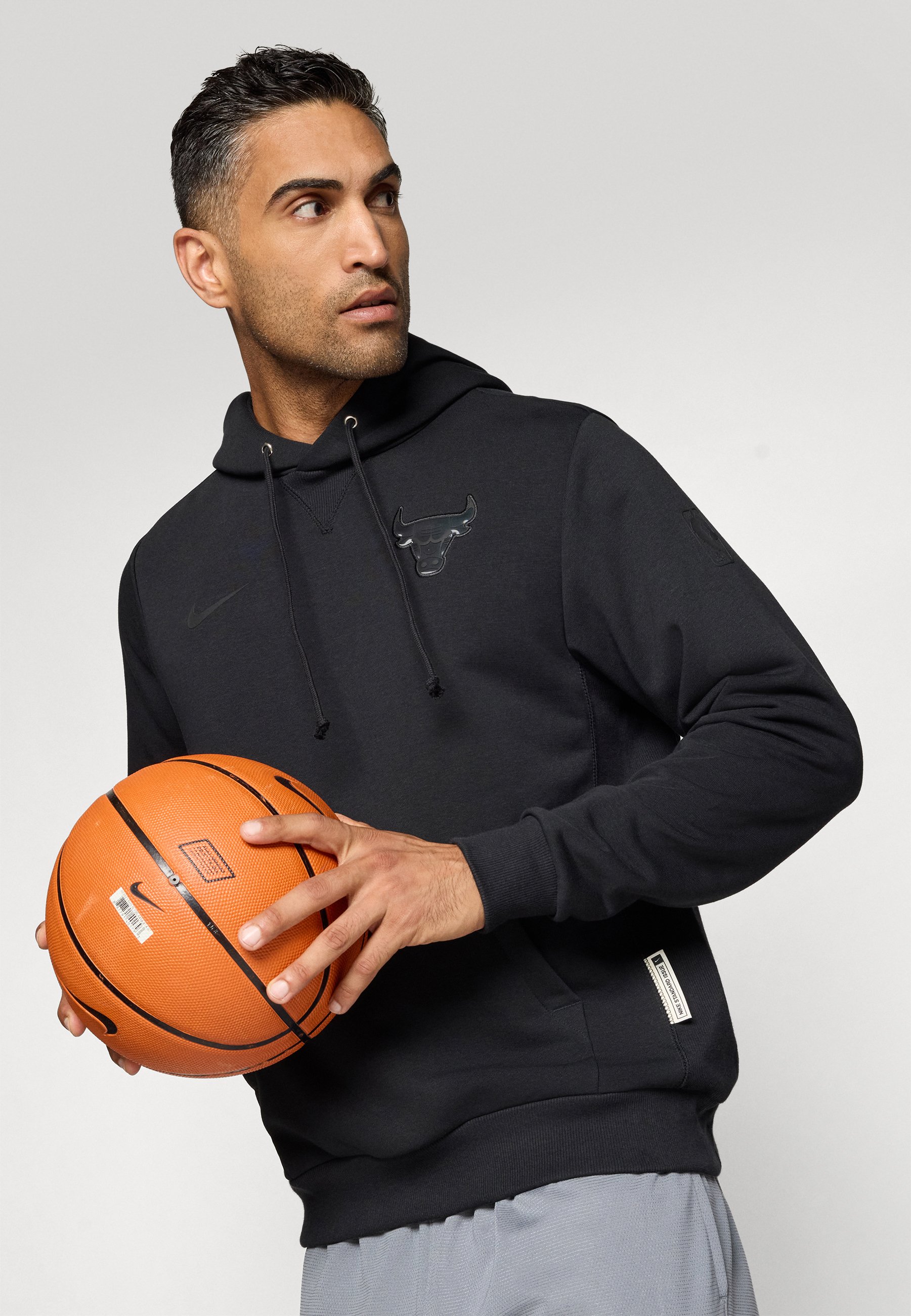 nike basketball short sleeve hoodie