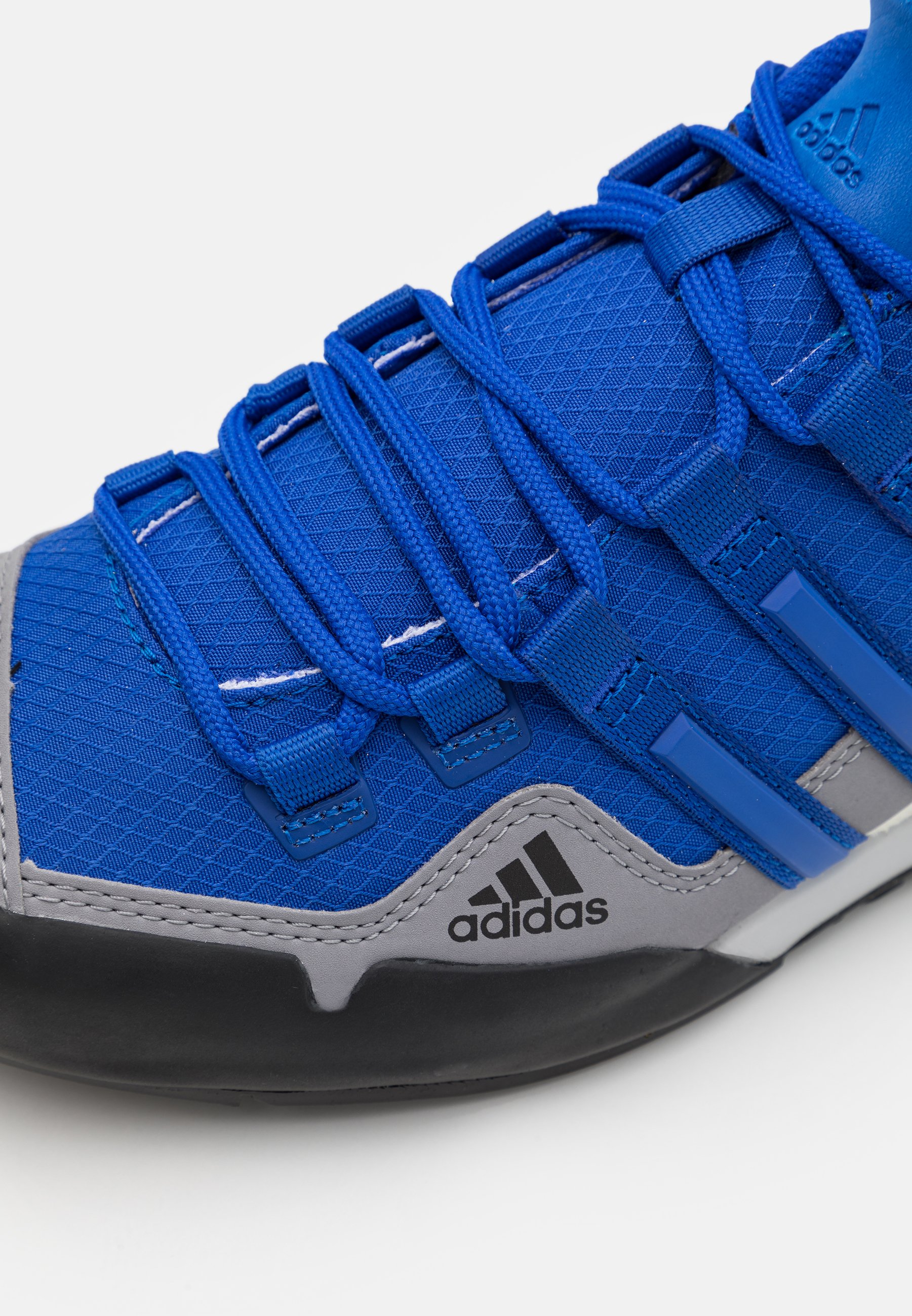 terrex swift solo blue