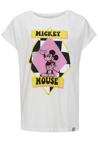 Witte t-shirt met korte mouwen, voorzien van een grafische print van een cartoonmuizen, met een roze diamant achtergrond en dikke gele letters.