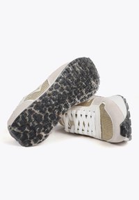 LOLA CASADEMUNT Tenisice - gold
