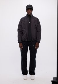EA7 Emporio Armani GIUBBOTTO UNISEX - Giacca da mezza stagione - black