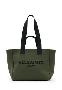 Olive spalvos kanvos rankinė su juodomis rankenomis, dekoruota išsiuvinėtu tekstu "ALLSAINTS LONDON" priekyje ir turinti struktūrizuotą dizainą.
