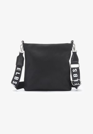 Schwarze rechteckige Umhängetasche mit abnehmbarem schwarzen Riemen, der weiße "ELBS"-Beschriftung und silberne Metallverschlüsse und Schnalle aufweist.