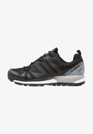 adidas Performance Obuwie do biegania Szlak