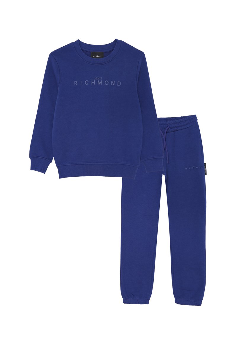Felpa a maniche lunghe blu con pantaloni jogger coordinati, entrambi con "John Richmond" stampato, polsini ed elastico in vita.