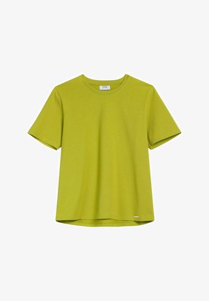 Zielona krótkoz rękawowa koszulka wykonana z miękkiej bawełny. Posiada okrągły dekolt i prosty dół, z małym metalicznym logo w narożniku u dołu.