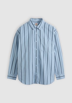Chemise bleu clair à manches longues avec des rayures verticales noires et une poche poitrine frontale.