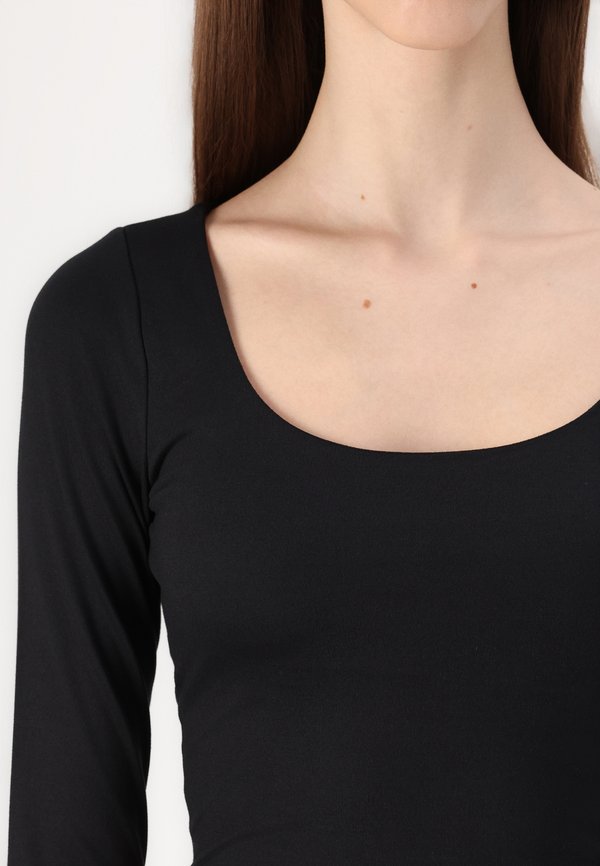 Soft Stretch Seamless Fabric Scoop Top - Long sleeved top3