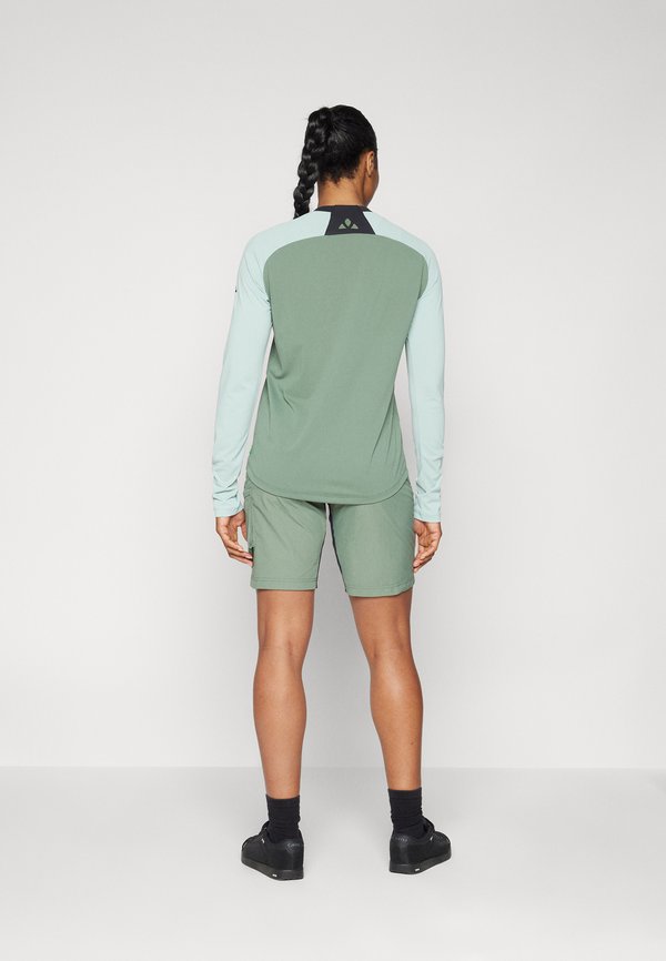 WOMENS QIMSA SHORTY - Cycling shorts - agave3