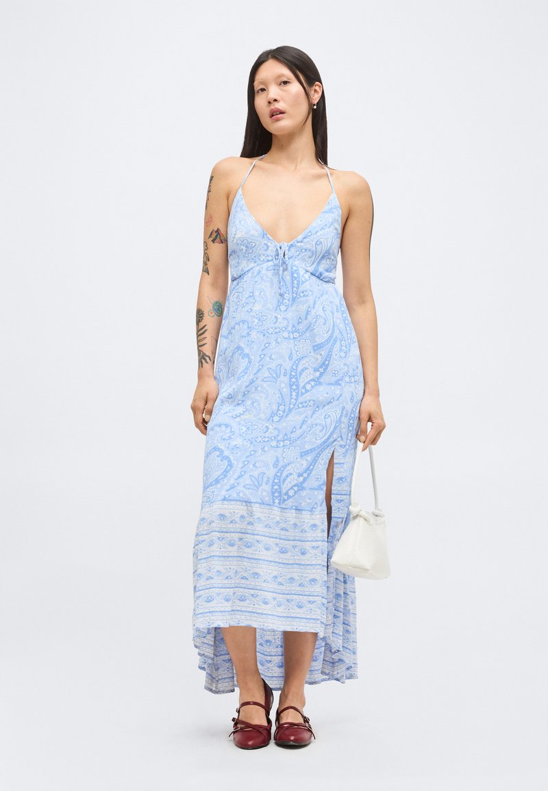 Hollister Co. AIR CHASE V NECK HALTER HIGH LOW - Maxi dress