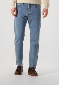 BEN KORI NOOS - Jeans Tapered Fit - light blue denim