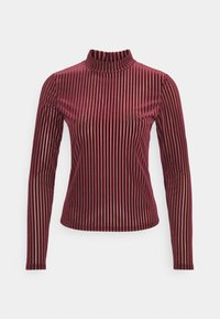 Burgundyröd långärmad topp med vertikal ribbad struktur, hög krage och figurnära design. Slät tyg med en lätt glänsande finish.