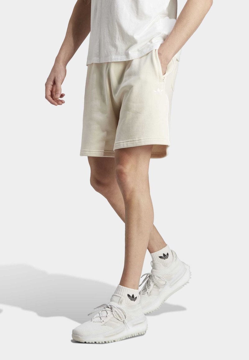 adidas Originals ADICOLOR SEASONAL ARCHIVE Tracksuit bottoms beige