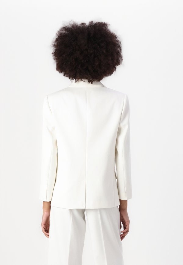 HEDDA PEAK LAPEL - Blazer4