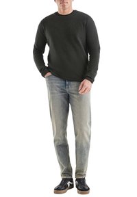 QS - Sweter