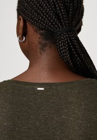 IKKS Triko s potiskem - khaki
