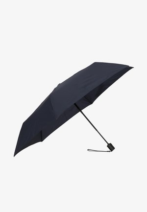 Ombrello pieghevole blu navy con un tessuto della copertura liscio, ossatura in metallo e manico in plastica nera. Dotato di un cinturino per il polso per un trasporto facile.