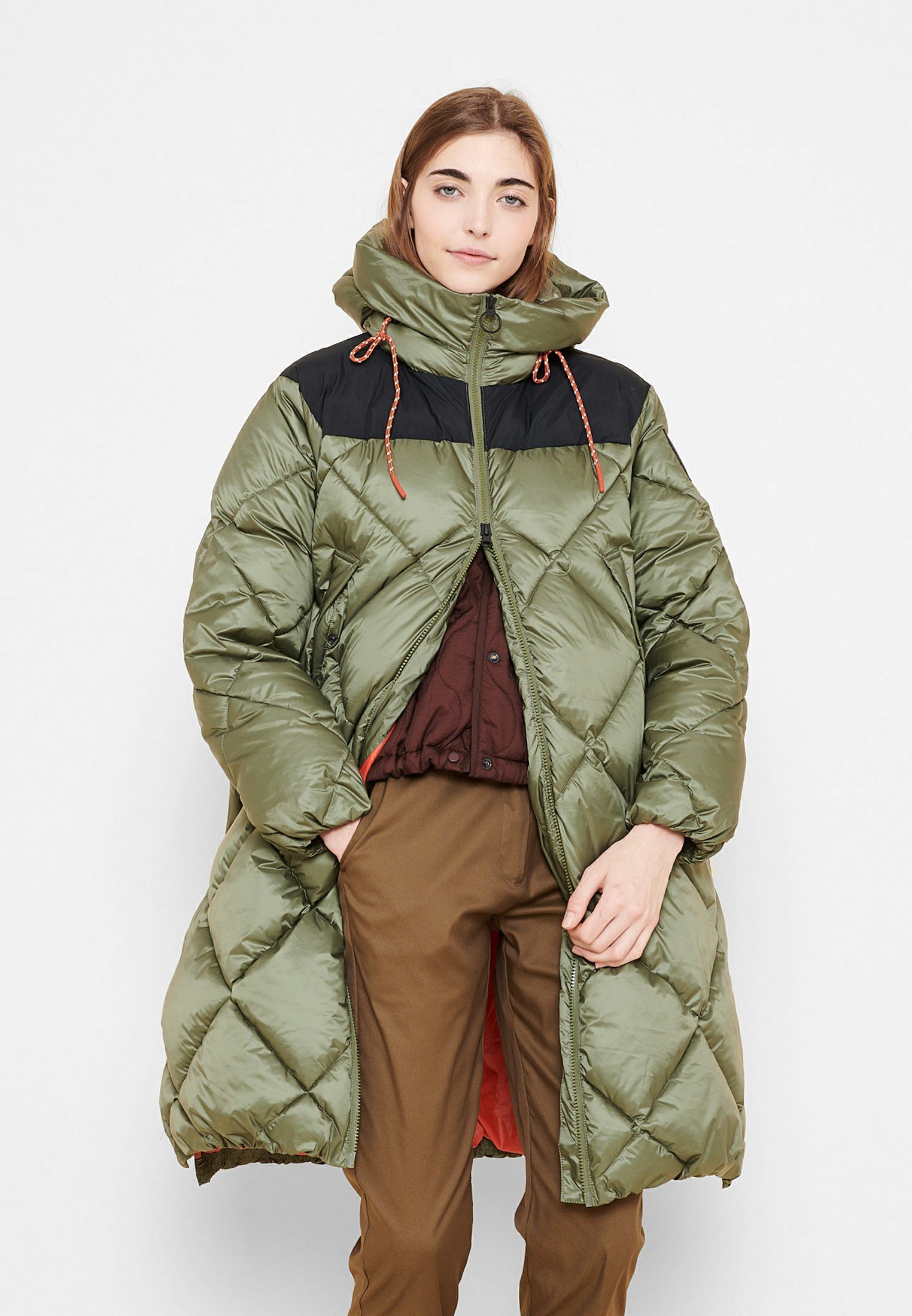 aigle daunenmantel lang