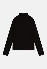 Črna turtleneck majica iz rebraste pletenine, dolge rokave in prilegajoč kroj z visokim ovratnikom. Brez vidnih logotipov ali vzorcev.