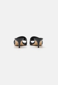 MICHAEL Michael Kors REBECCA MULE - Pantoletai su kulnu - black