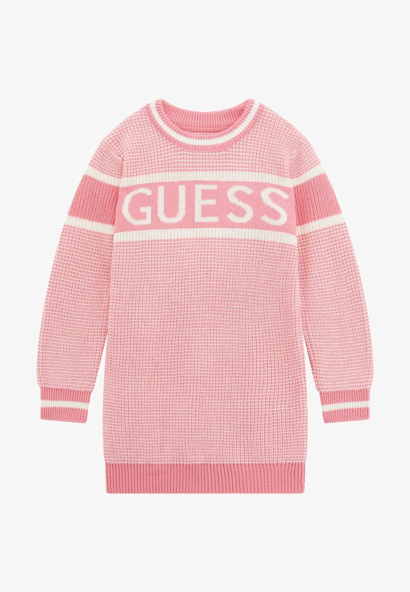 Pull en maille rose à manches longues avec des rayures blanches et le texte "GUESS" sur la poitrine, col, poignets et ourlet côtelés.