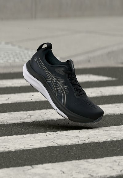 ASICS GEL KAYANO 33