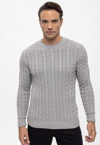 Felix Hardy - CABLE CNECK - Jersey de punto - light grey Imagen en miniatura 1