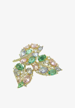 Spilla dorata con design a foglia, decorata con diverse gemme nei colori verde, rosa e trasparente. Caratterizzata da accenti scintillanti e impostazioni intricate.