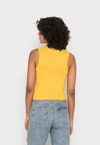 BDG Urban Outfitters GREAT DAY TANK - Top - yellow