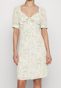 ONLY Petite Denní šaty - green