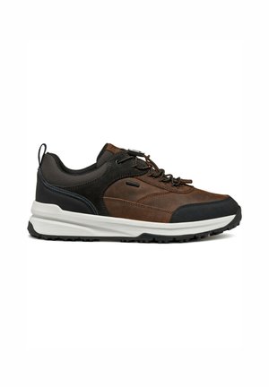 STERRATRAIL GRIP - Baskets basses - coffee