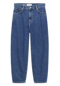Jeans de mezclilla azules con un diseño de cintura alta, piernas rectas y cinco bolsillos. Tienen un cierre de botón y una sutil textura desgastada.