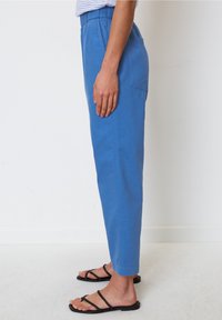 Marc O'Polo Tygbyxor - blue