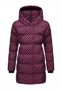 Cappotto imbottito in pattern houndstooth nero e magenta con colletto alto e chiusura frontale con zip; presenta polsini a coste e una silhouette snella.
