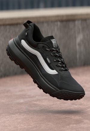 MTE CROSSPATH UNISEX - Baskets basses - reflective black